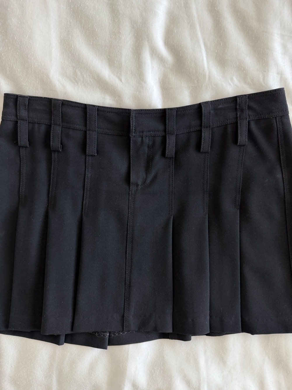 Sharagano Black Pleated Mini Skirt with Belt Loops and Paneling